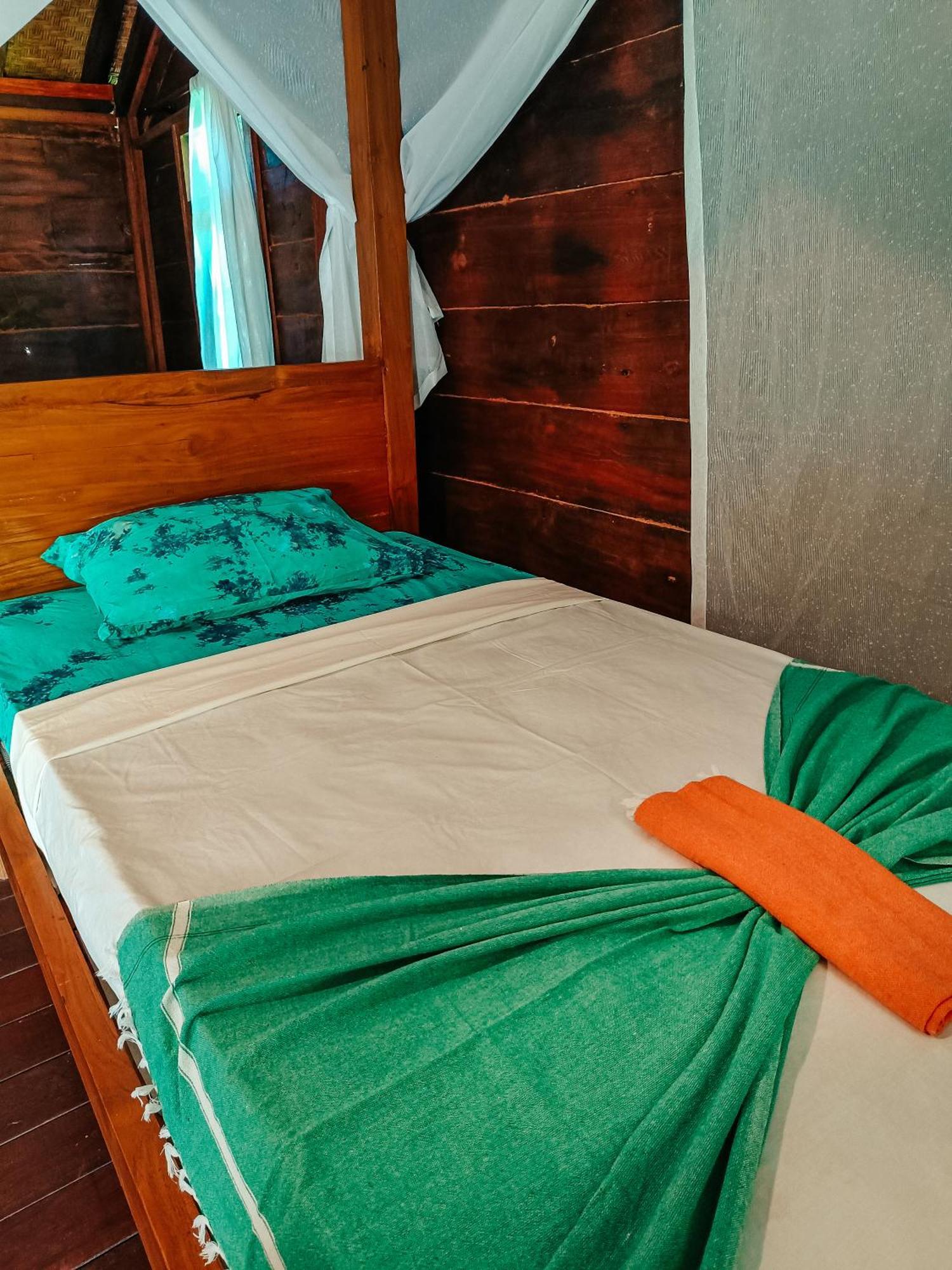 Alaya Ecolodge Pemuteran Esterno foto