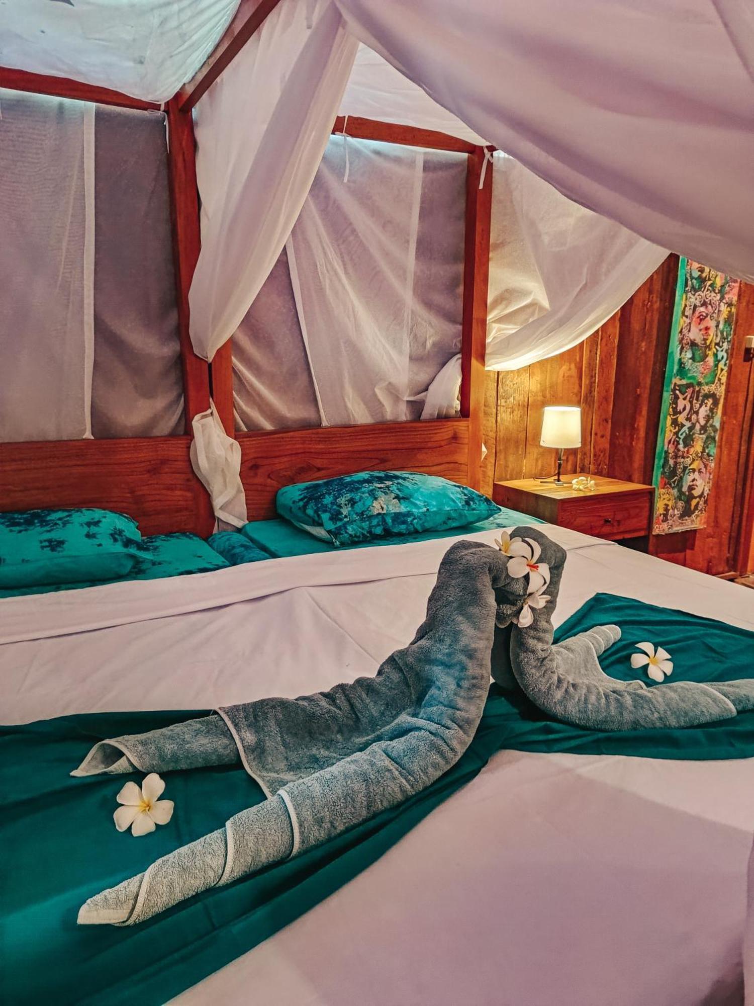 Alaya Ecolodge Pemuteran Esterno foto