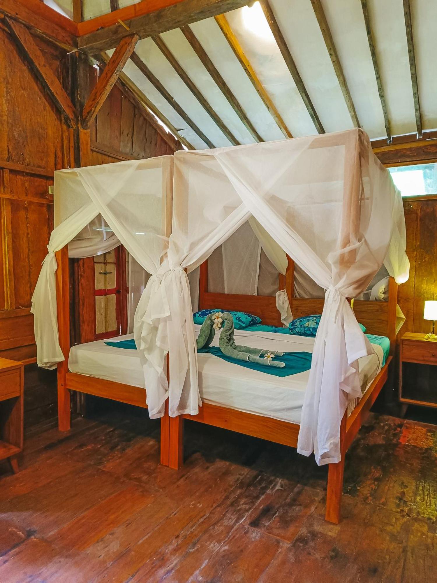 Alaya Ecolodge Pemuteran Esterno foto