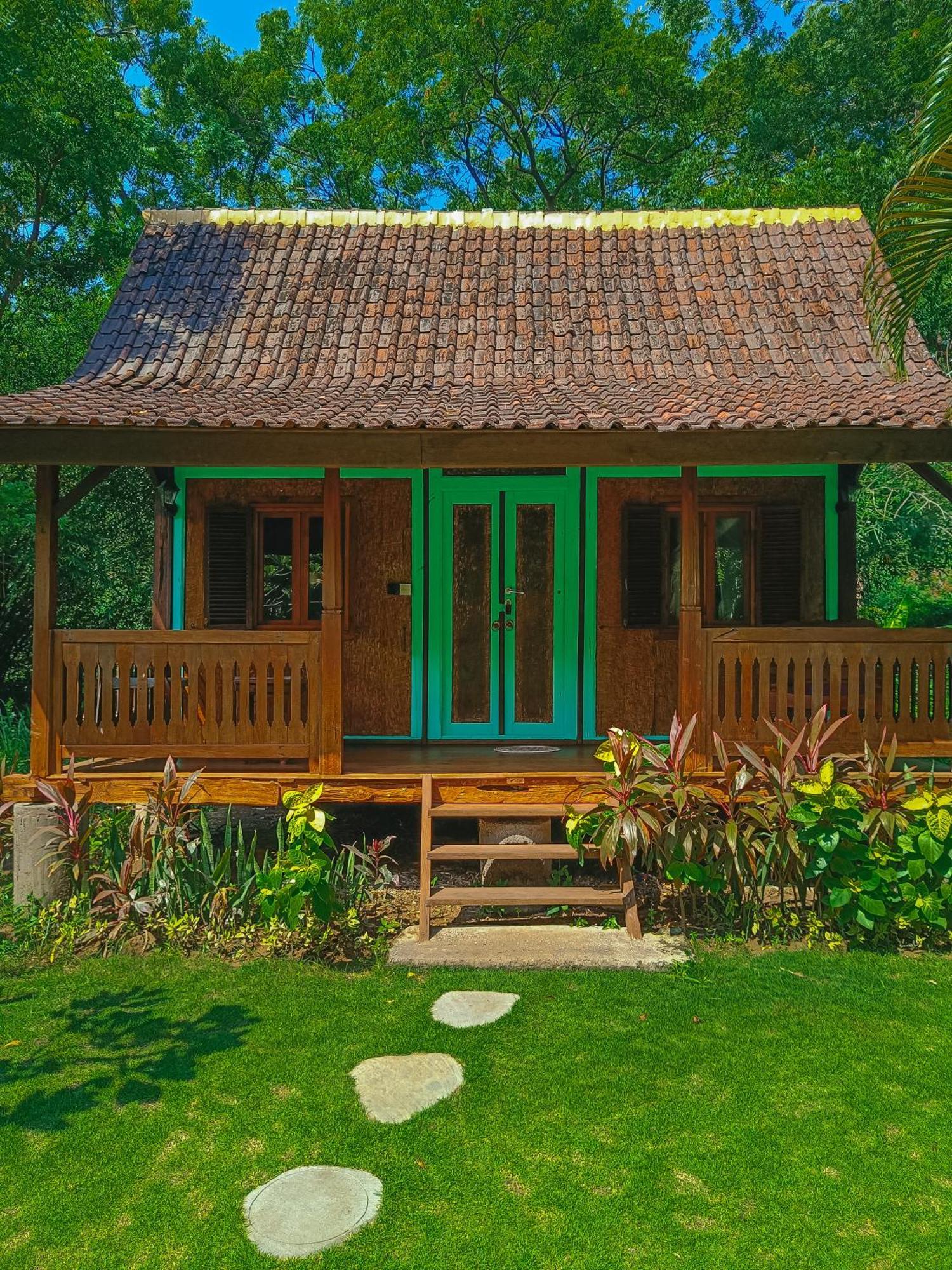 Alaya Ecolodge Pemuteran Esterno foto