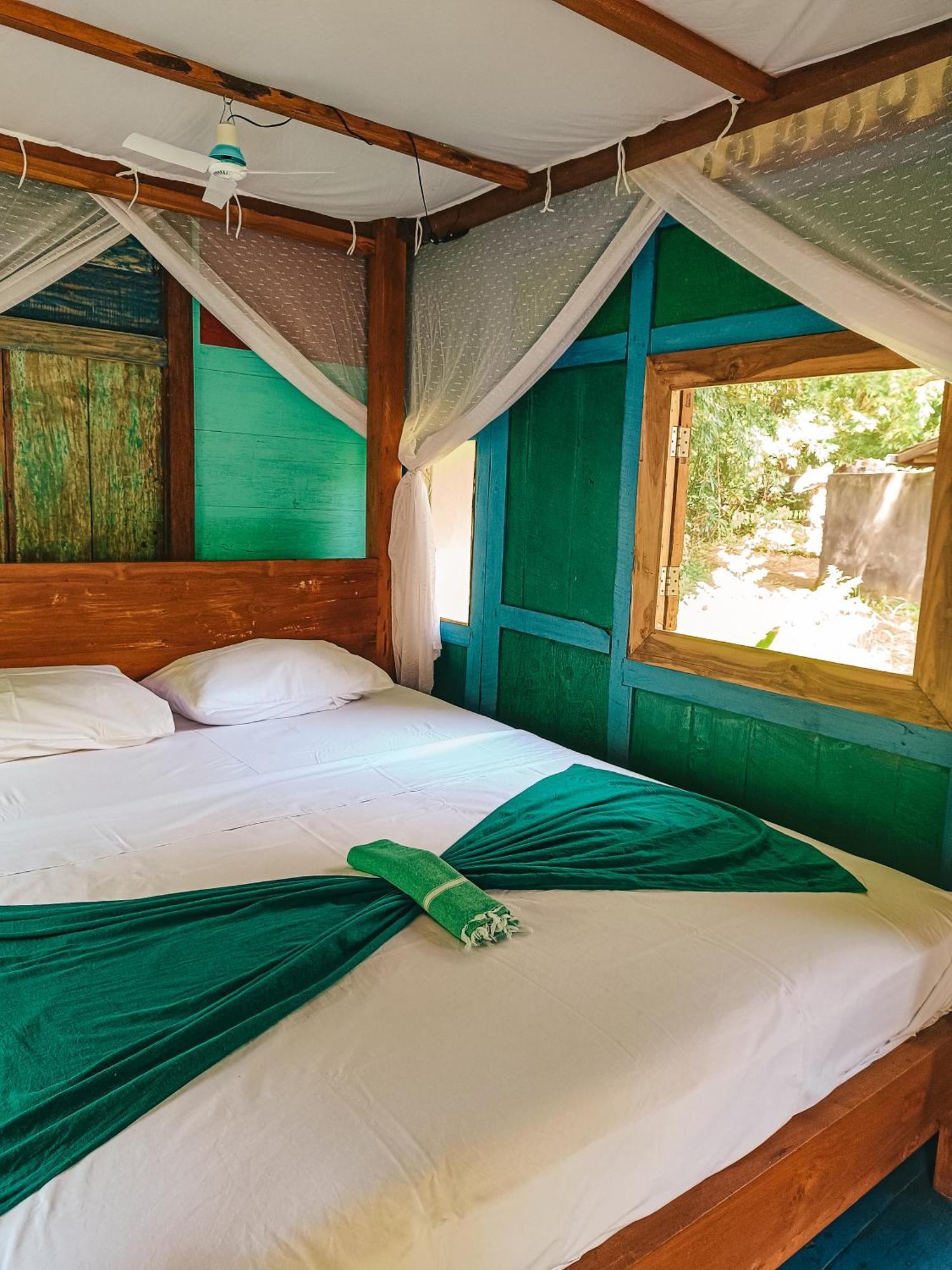 Alaya Ecolodge Pemuteran Esterno foto
