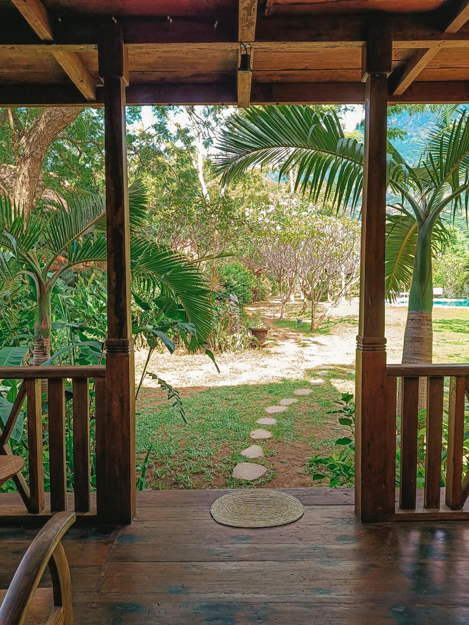 Alaya Ecolodge Pemuteran Esterno foto